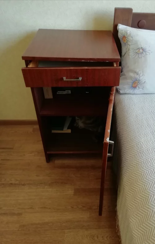 Тумба прикроватная б/у