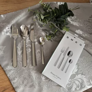 Набор столовых приборов SMEG