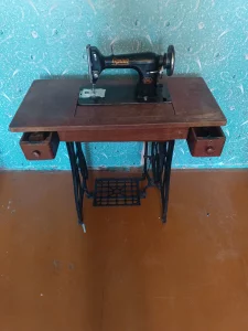 Швейная машина