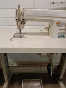 Швейная машинка