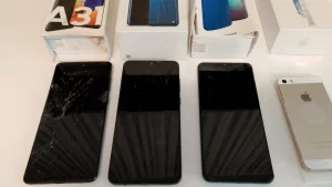 На запчасти Samsung A31/A05/A02