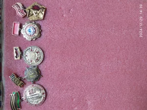 Значки старые