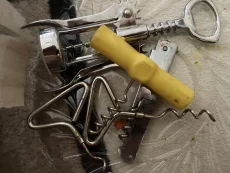 Вилки, ножи, штопор