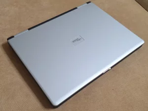 Ноутбук с DWD130руб
