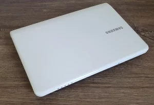 Нетбук Samsung