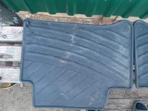 Оригинальные коврики мерседес