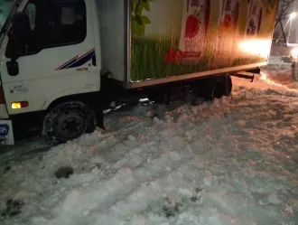 В Бобруйске и других районах Могилевской области спасали застрявшие автомобили