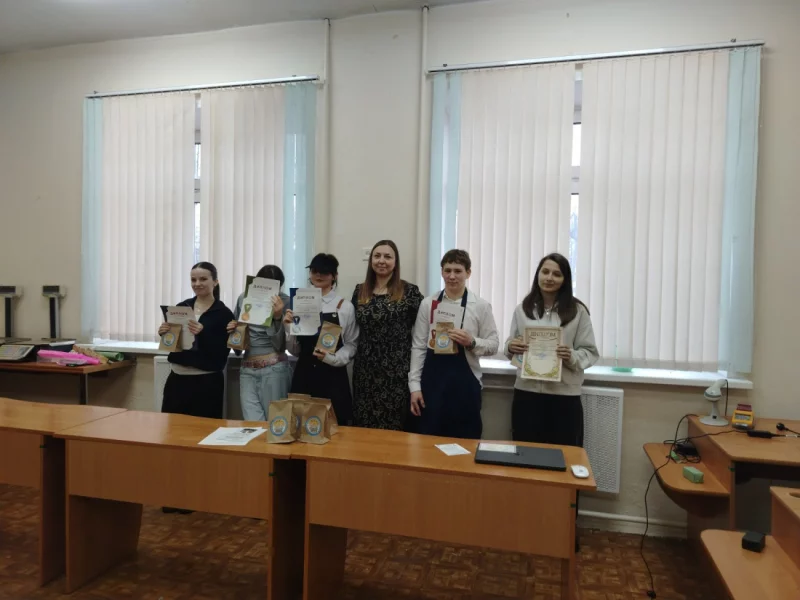 Школьники Бобруйска соревновались в торговом мастерстве на конкурсе «BobrSkills»