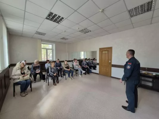 Безопасность – прежде всего: важные беседы для активного долголетия в Бобруйске