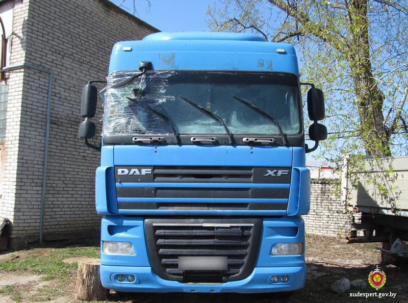 Эксперты ГКСЭ назвали причину возгорания грузового «DAF» в Бобруйске
