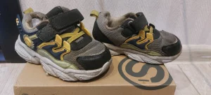 Кросовки для мальчика 7 руб