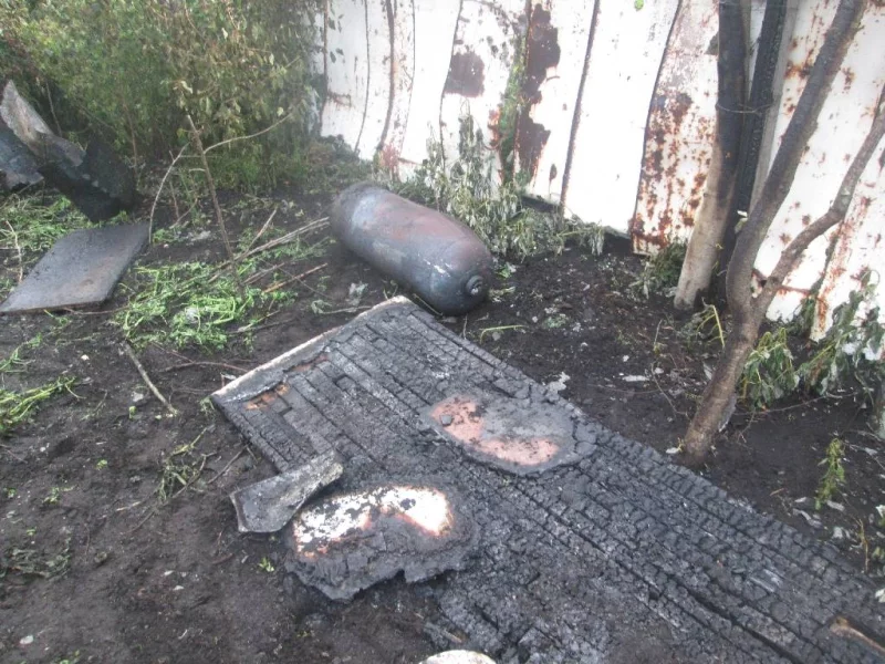 Сгорел в дачном доме