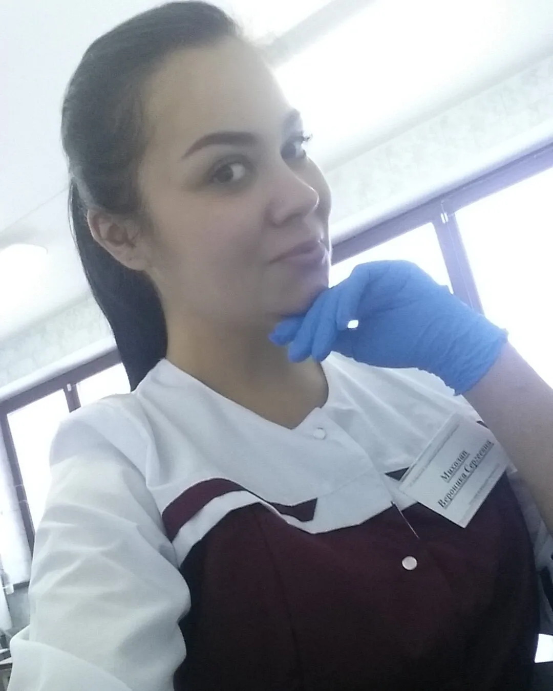 девушка ищет работу