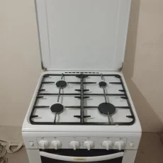 продам газовую плиту