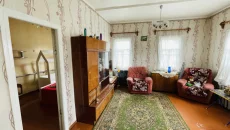 Просторный дом с газ. отоплением и мансардой по ул. Дунаевского