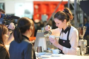 Бариста в Кофейню CafeWhite