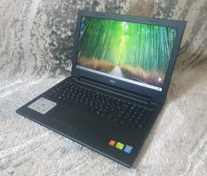 Ноутбук Dell Inspiron 15