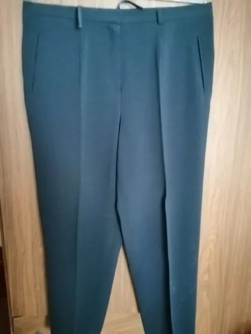 Костюм брючный женский 48-50