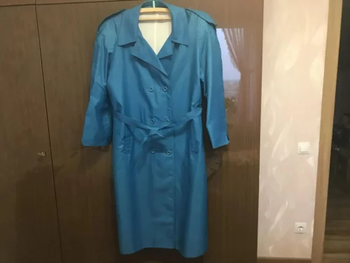 Продам женский плащ