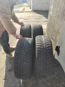 Комплект шин