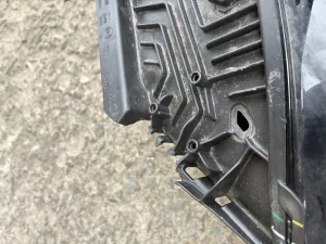 Фара левая пежо 308