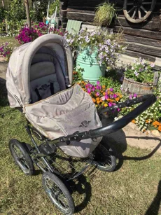 Отдам коляску 2в1