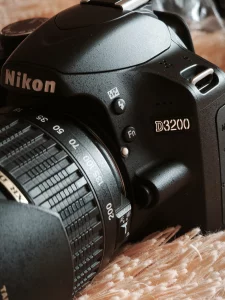 Nikon D3200 Kit 18-55mm VR + Tamron AF 18-200mm
