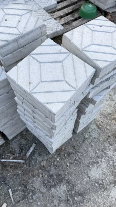 Остатки плитки тротуарной