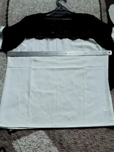 Блузка с гипюром.