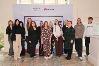 В Минске прошел молодежный форум о мобильной фотографии. Учащиеся прокачали свои навыки в искусстве фотосъемки