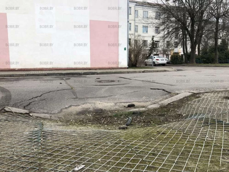 Тематическая подборка фотофактов: Жилищно-коммунальные проблемы