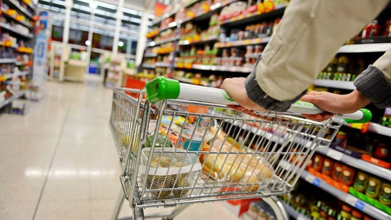 Инфляция в Беларуси замедлилась: помогли подешевевшие овощи и фрукты