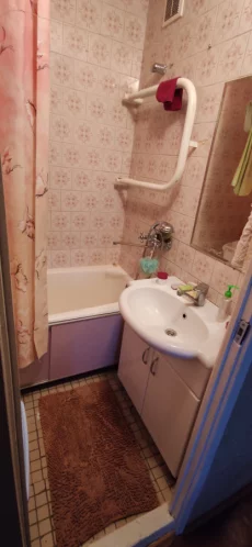 Сдам 4-х комнатную квартиру