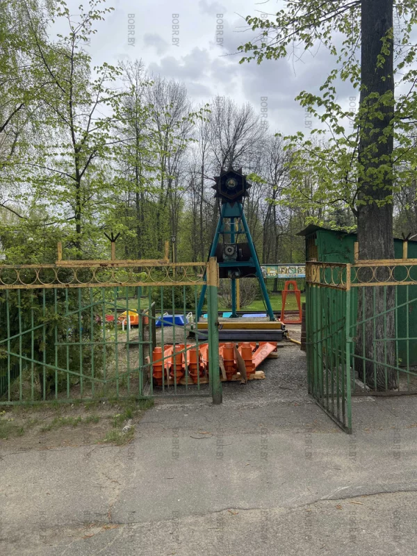 Разбираем ещё один аттракцион 
