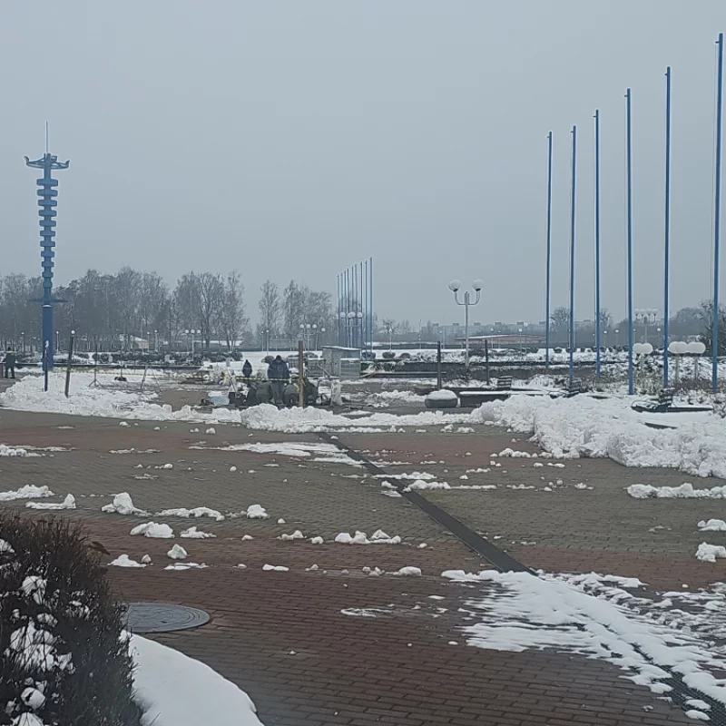 Ремонт ливневки возле Ледового