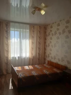 4-комн. квартира по ул. Ульяновской рядом с ТЦ Корона. 45000 у.е