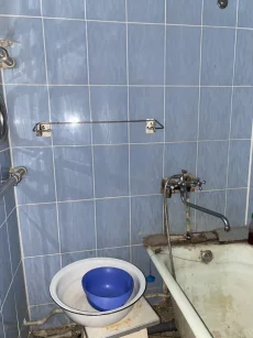 4-х комнатная квартира в центре по ул. Октябрьская, 123. 28800 у.е