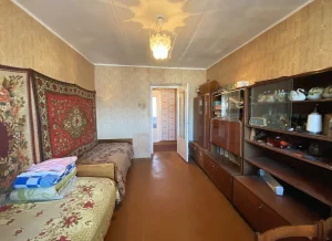 3-комн. квартира в кирп. доме с видом на гор. парк по ул. Энгельса