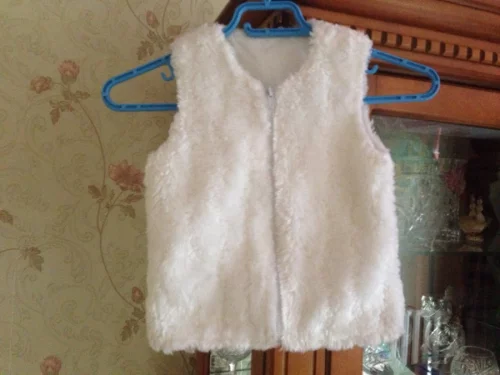 Меховая жилеточка