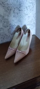 Продам женские туфли