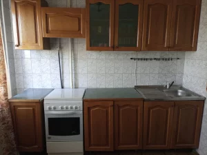 Кухня, шпон, 2м с мойкой и смесителем