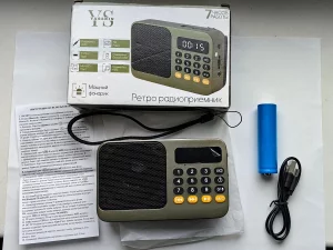 Портативное FM радио (BT MP3 USB MicroSD запись фонарик)