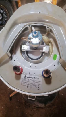 Водонагреватель Аристон