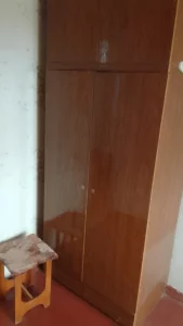 Шкаф.стенка .стол.кухонный