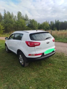 Автомобиль Kia Sportage |||
