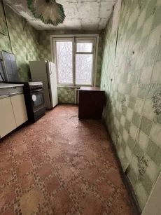Трехкомнатную квартиру без ремонта