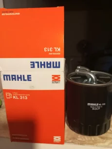 Топливный фильтр Mahle Kl 313