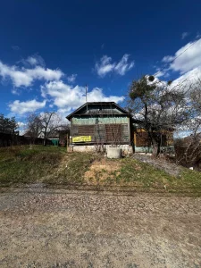 Дом, с земельным участком, в живописном месте