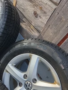 Зимняя резина на литых дисках