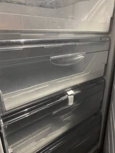 Холодильник в идеальном состоянии. Доставка бесплатная